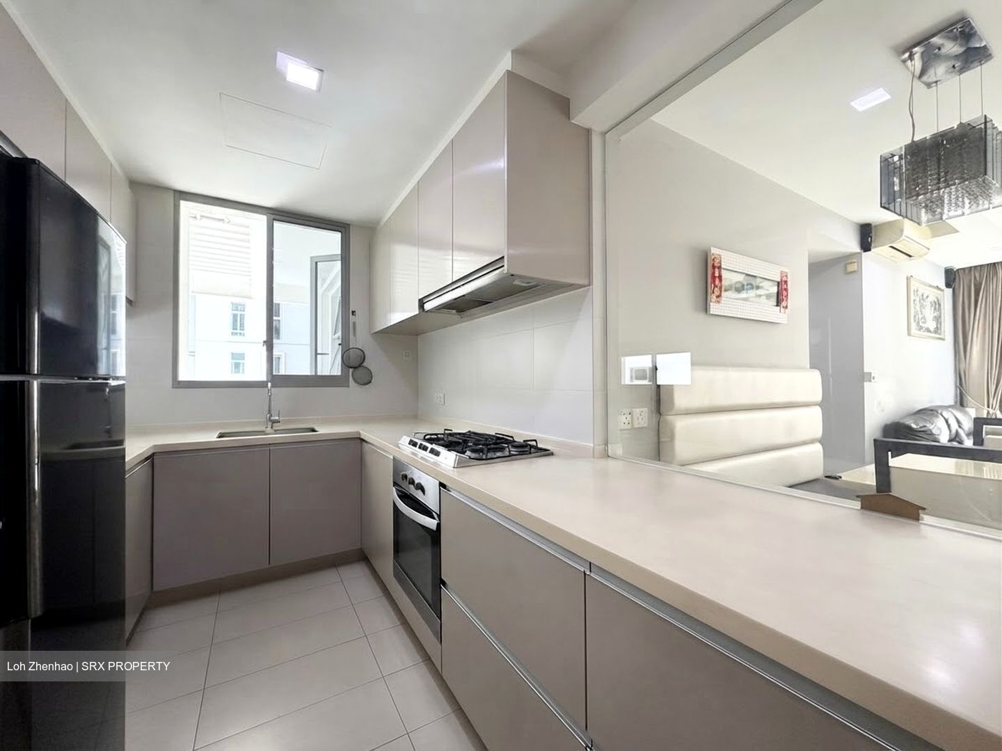 Prive (D19), Condominium #609233621